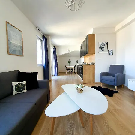 High Esteta Deluxe Apartment Burgas